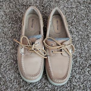 Boat shoes